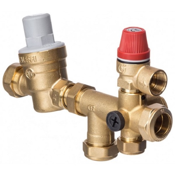 Caleffi 22mm 3bar/6bar Inlet Control Valve